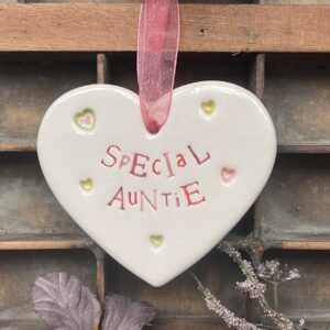 SPECIAL AUNTIE